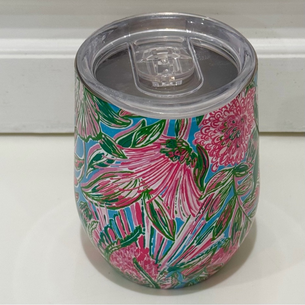 Lilly Pulitzer Comin’ In Hot 12 Oz Stemless Insulated Tumbler - Picture 3 of 10